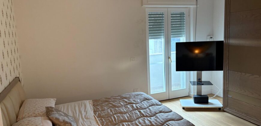 INTERO STABILE Ischitella-Via Scarlatti