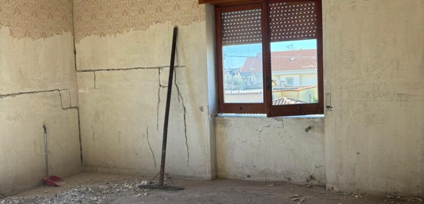 APPARTAMENTO RISTRUTTURATO Lago Patria-P.Co Alexandra