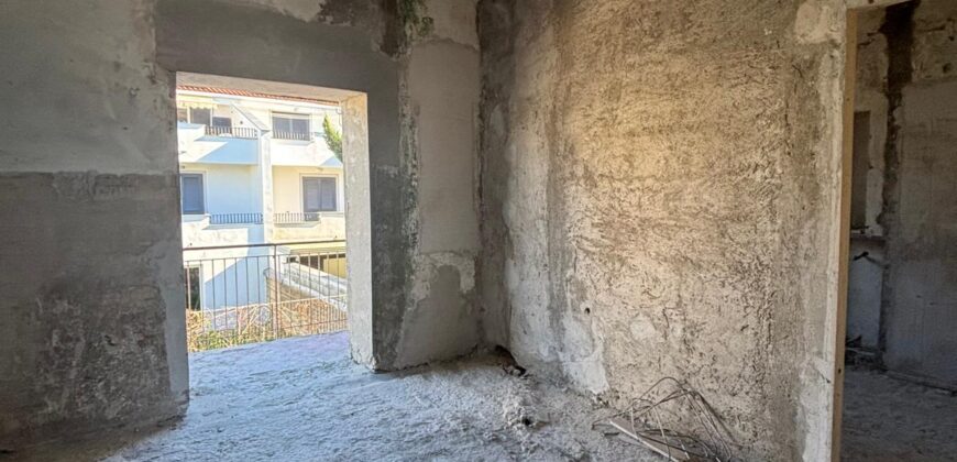 APPARAMENTO RISTRUTTURATO Lago Patria-P.Co Alexandra