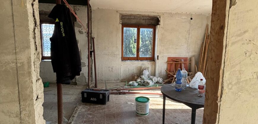 APPARTAMENTO RISTRUTTURATO Lago Patria-P.Co Alexandra