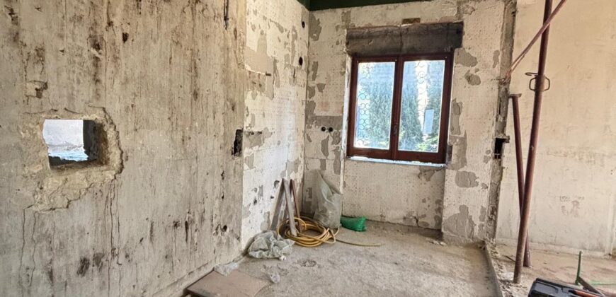 APPARTAMENTO RISTRUTTURATO Lago Patria-P.Co Alexandra