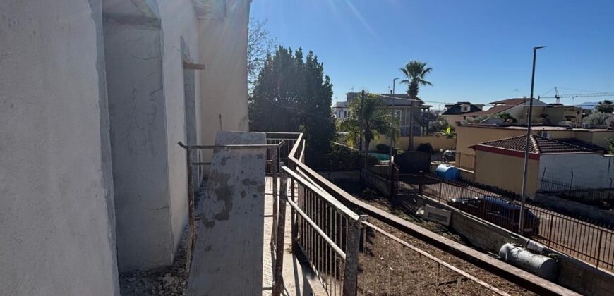 APPARAMENTO RISTRUTTURATO Lago Patria-P.Co Alexandra