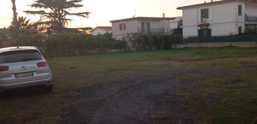 LOCALE USO ARTIGIANALE Varcaturo