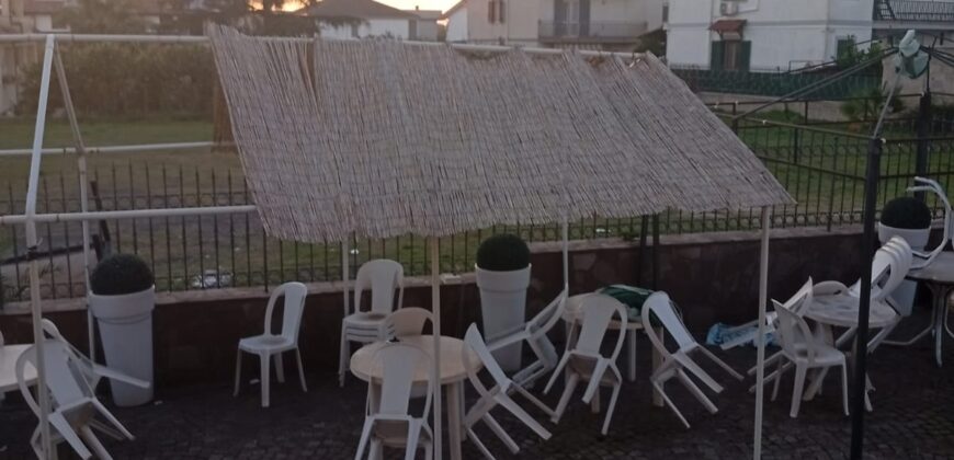 LOCALE USO ARTIGIANALE Varcaturo