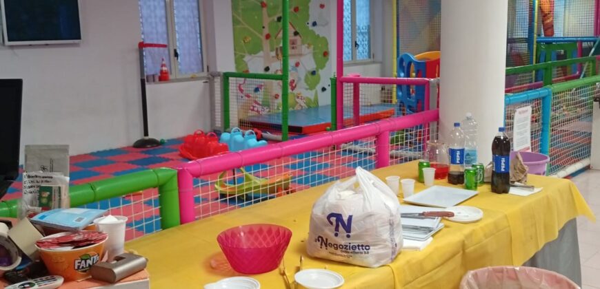 LOCALE USO ARTIGIANALE Varcaturo