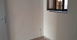 LOCALE COMMERCIALE 65 MQ Varcaturo-Centro