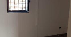 LOCALE COMMERCIALE 65 MQ Varcaturo-Centro