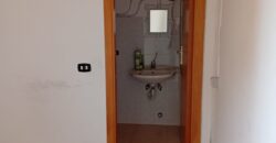 LOCALE COMMERCIALE 65 MQ Varcaturo-Centro