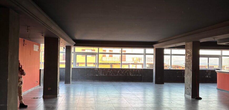 LOCALE COMMERCIALE 320 MQ Licola-Via S.nullo