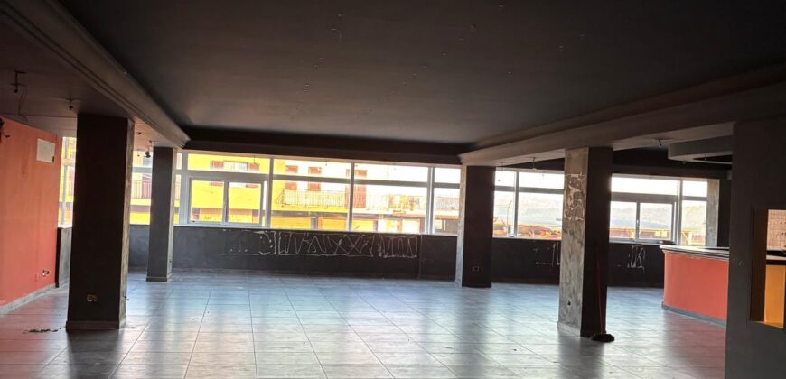 LOCALE COMMERCIALE 320 MQ Licola-Via S.nullo