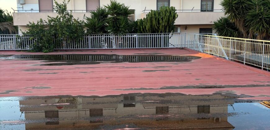 LOCALE COMMERCIALE 320 MQ Licola-Via S.nullo