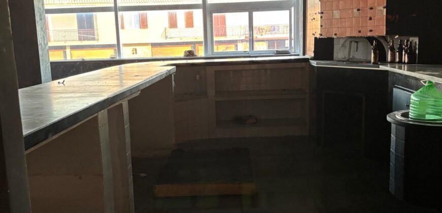 LOCALE COMMERCIALE 320 MQ Licola-Via S.nullo