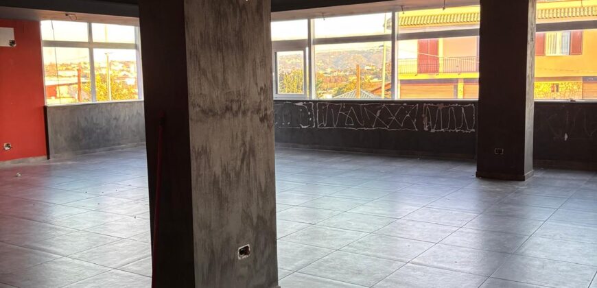 LOCALE COMMERCIALE 320 MQ Licola-Via S.nullo