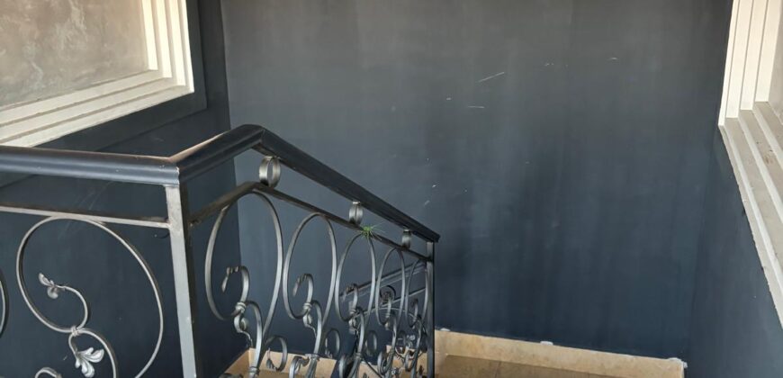 LOCALE COMMERCIALE 320 MQ Licola-Via S.nullo