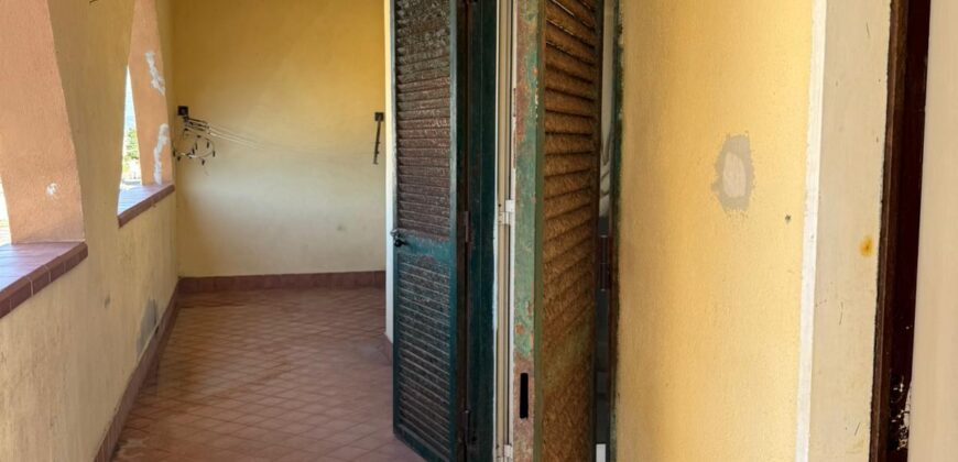 APPARTAMENTO INDIPENDENTE CON GIARDINO Ischitella