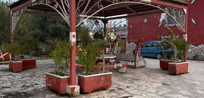 VILLA SINGOLA CON AMPIO GIARDINO Castel Volturno