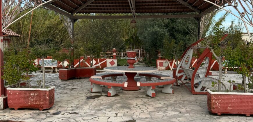 VILLA SINGOLA CON AMPIO GIARDINO Castel Volturno