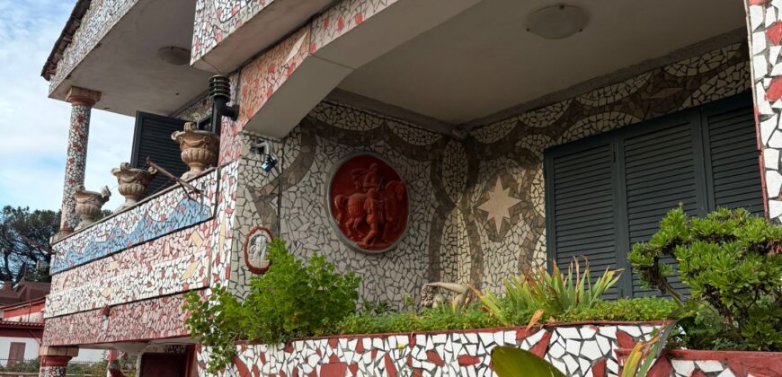 VILLA SINGOLA CON AMPIO GIARDINO Castel Volturno