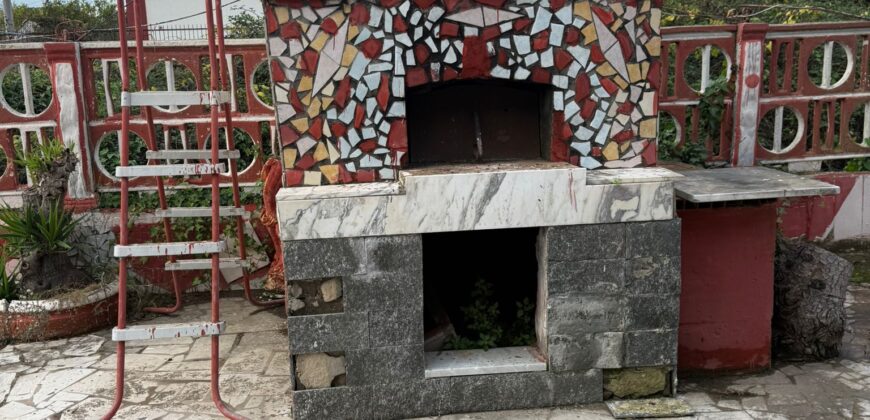 VILLA SINGOLA CON AMPIO GIARDINO Castel Volturno