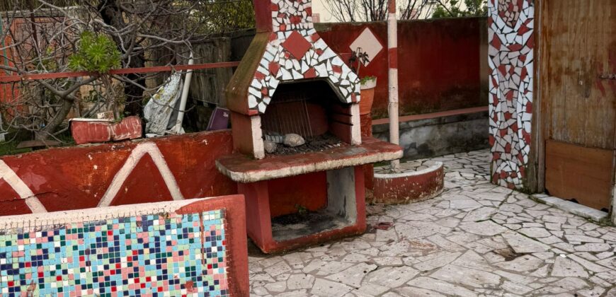 VILLA SINGOLA CON AMPIO GIARDINO Castel Volturno