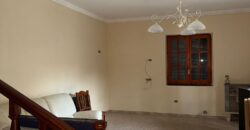 VILLA SINGOLA CON AMPIO GIARDINO Castel Volturno