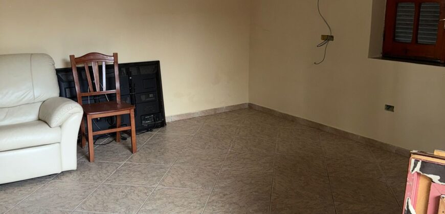 VILLA SINGOLA CON AMPIO GIARDINO Castel Volturno