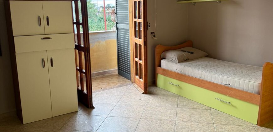 VILLA SINGOLA CON AMPIO GIARDINO Castel Volturno