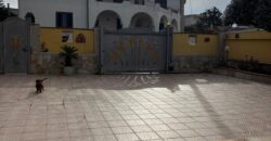 AMPIA VILLA BIFAMILIARE CON PISCINA Lago Patria-Pco Palumbo