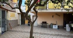 AMPIA VILLA BIFAMILIARE CON PISCINA Lago Patria-Pco Palumbo