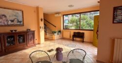 AMPIA VILLA BIFAMILIARE CON PISCINA Lago Patria-Pco Palumbo