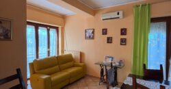 AMPIA VILLA BIFAMILIARE CON PISCINA Lago Patria-Pco Palumbo