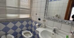 AMPIA VILLA BIFAMILIARE CON PISCINA Lago Patria-Pco Palumbo