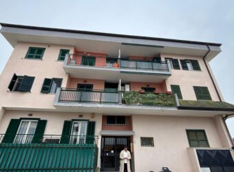 TRILOCALE RISTRUTTURATO Varcaturo-Parco Verde