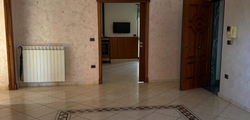 VILLA BIFAMILIARE Varcaturo