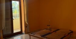 VILLA BIFAMILIARE Varcaturo