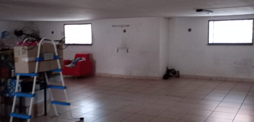 VILLA BIFAMILIARE Varcaturo