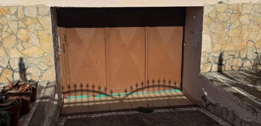 VILLA BIFAMILIARE Varcaturo