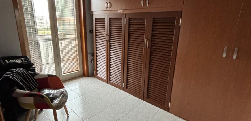 TRILOCALE RISTRUTTURATO Varcaturo-Parco Verde