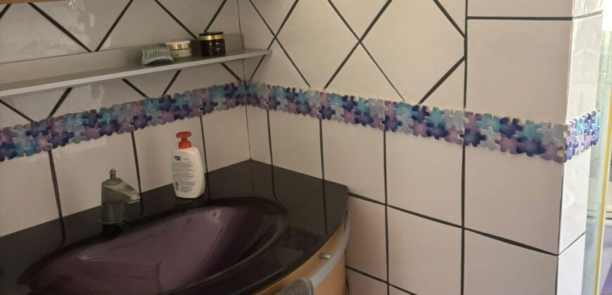 VILLA SINGOLA CON PISCINA Lago Patria-Via Lago Patria