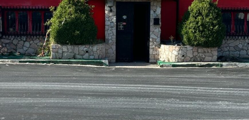 LOCALE COMMERCIALE 220 MQ Monterusciello-Via Quarto