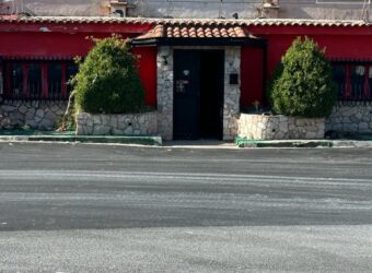 LOCALE COMMERCIALE 220 MQ Monterusciello-Via Quarto