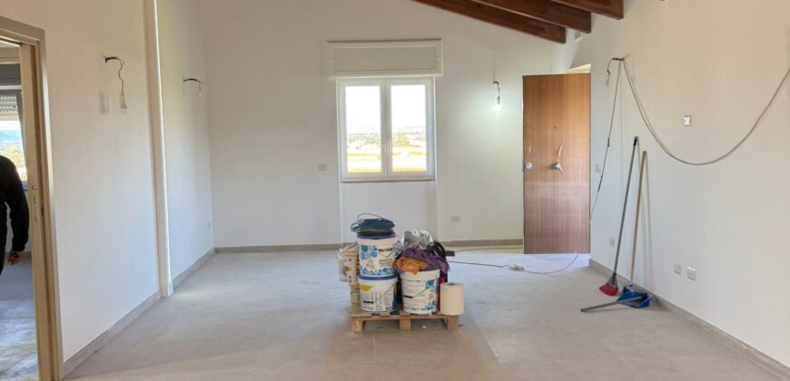 APPARTAMENTO 140 MQ RISTRUTTURATO Licola