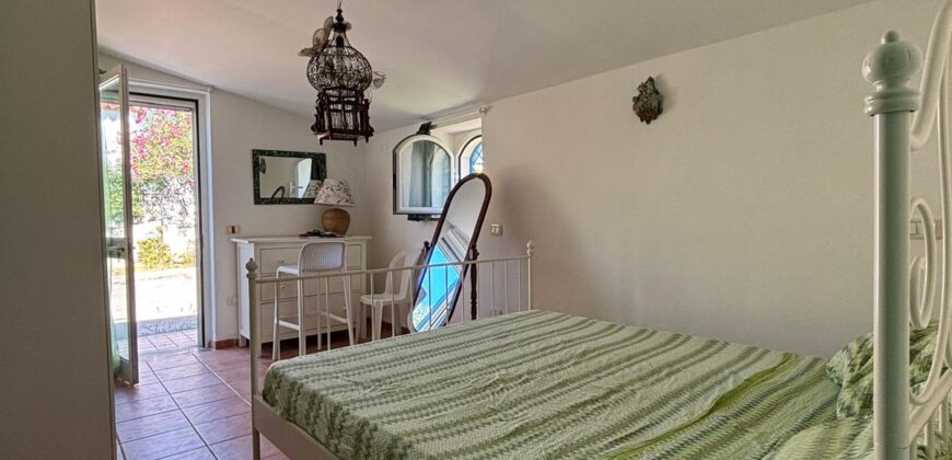 VILLA SINGOLA IN FITTO IN PARCO Lago Patria