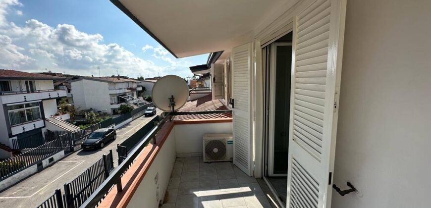 VILLA IN FITTO Lago Patria-Via Staffetta