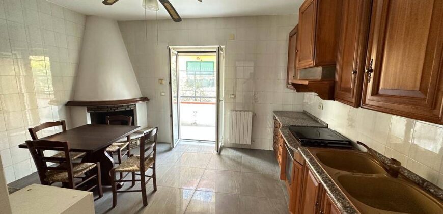VILLA IN FITTO Lago Patria-Via Staffetta