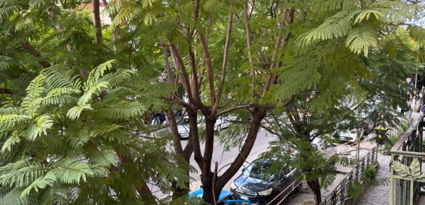 APPARTAMENTO 140 MQ RISTRUTTURATO Secondigliano-Corso