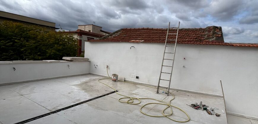 TRILOCALE 90 MQ RISTRUTTURATO Secondigliano-Corso