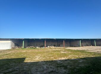 LOCALE COMMERCIALE O DEPOSITO 90 MQ Cancello ed arnone