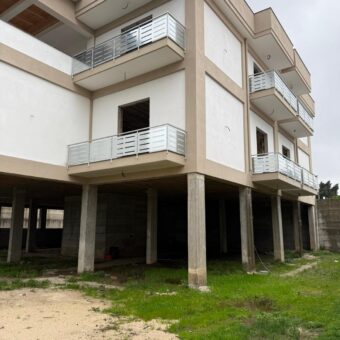 LOCALE 1800 MQ Giugliano-Via Oasi Sacro Cuore