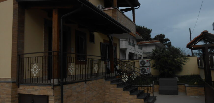 BILOCALE IN AFFITTO Varcaturo